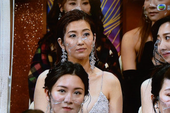 早前王浩信在《2020年万千星辉颁奖典礼》获奖，陈自瑶却摆出黑面表情，再引起网民关注二人感情关系。