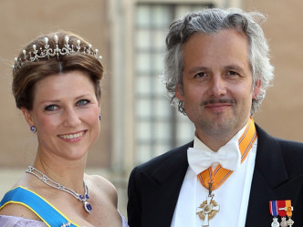 挪威公主玛尔塔.路易丝与前夫贝恩在2016年离婚。网图
