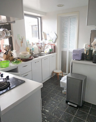 廚房備餐及收納空間充裕。