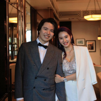 庄韵澄上年11月与圈外男友Joe结婚。
