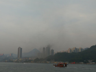 鲤鱼门有食肆下午发生火警。香港突发事故报料区fb群组
