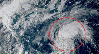 熱帶低氣壓會逐漸增強。香港天文台圖片