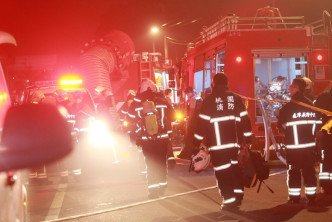 台湾桃园市工厂大火。网上图片