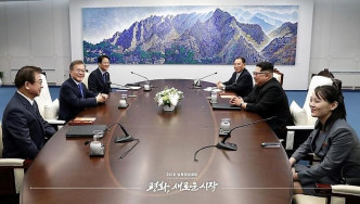 北韩领导人金正恩与南韩总统文在寅，在「和平之家」举行历史性会面。