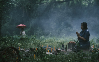 不過開住燈睇，會唔會少咗啲氣氛?