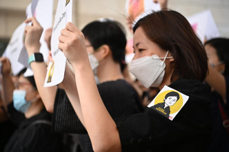 香港電台節目製作人員工會裁決前將會到法院外聲援。