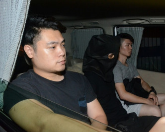 警员拘捕一名24岁男子。蔡楚辉摄