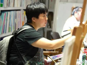 汤晓艳就读西安工程大学美术专业三年级。网图