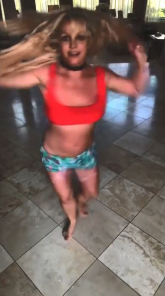 Britney於7月時上載過此片段，但今次是Part 3及跳不同舞。