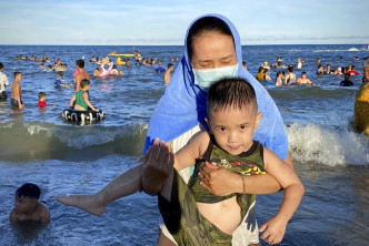 越南目前仍禁止外國旅客入境，但國內旅客大增。AP圖片