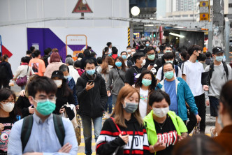 肺炎疫情令市民人心惶惶。