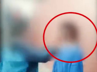 岳阳县委宣传部通报一名女学生惨遭校园欺凌，被轮番掌掴。（网图）