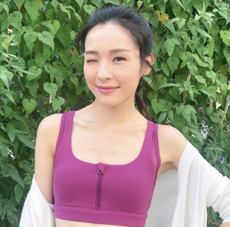 陈炳铨同女友李佳芯为不同电视台效力。