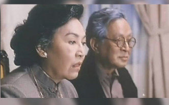 戲迷一定會記得李香琴在《家有囍事》這場冇電視睇的一幕。