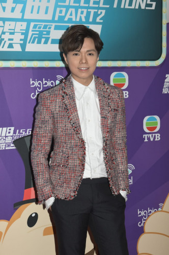 张敬轩有两首歌得奖表示很开心。