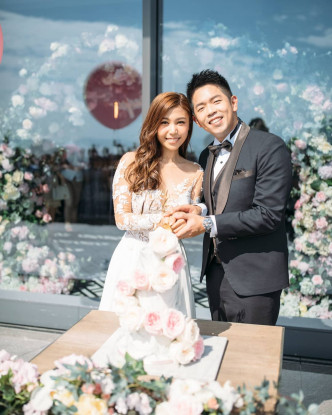 石耀庭与陈素怡于18年结婚。