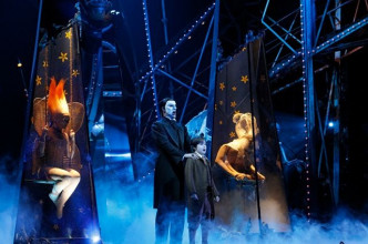 百老匯音樂劇《真愛不死》故事設定在《歌聲魅聲》之後的十年。（網圖）