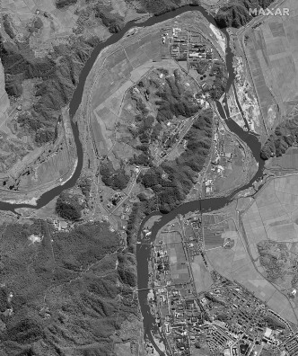 最近的卫星图像显示，北韩正在扩建铀浓缩厂。AP