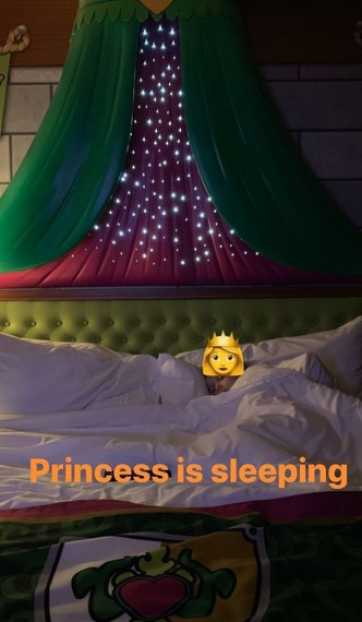小公主睡著了。Instagram