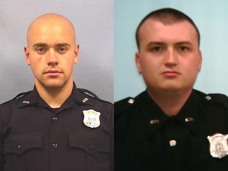 涉事警員羅爾夫（左）及布羅斯南（右）。 AP
