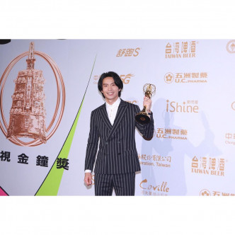 姚淳耀憑《鏡子森林》拿下今屆金鐘獎視帝。