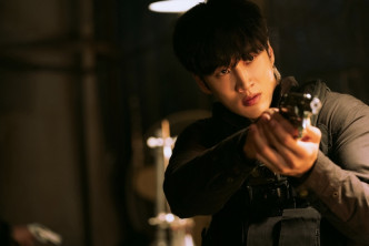 安普賢飾演緝毒組刑警。