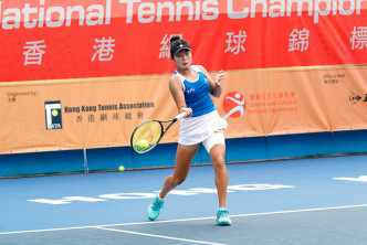 張瑋桓於保誠香港網球錦標賽包攬女單、女雙及混雙三項冠軍。相片由公關提供