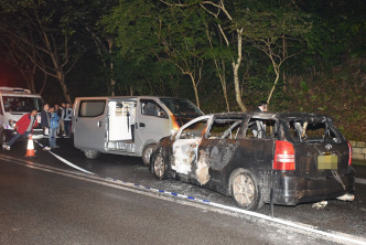 賊車全車嚴重焚毀。徐裕民攝