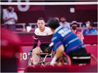 特首祝贺陈浩源夺铜。香港残疾人奥委会暨伤残人士体育协会fb资料图片