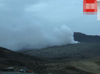 今次是阿蘇火山自2016年10月以來，再次爆發。網頁截圖