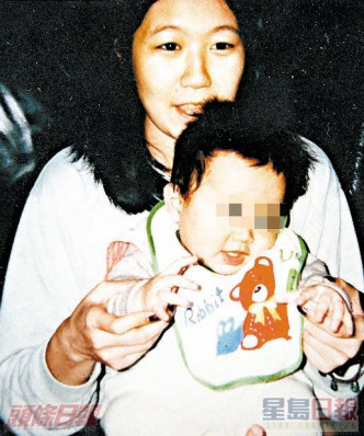 女死者樊敏儀與兒子合照。資料圖片
