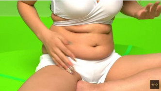 木村有希在宣傳片中大方展露肥肚，獲日本女生網民支持。