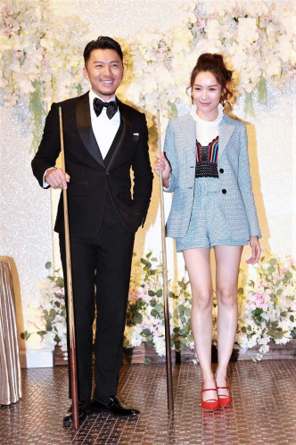 袁偉豪和李佳芯出席婚宴場地的開幕活動。