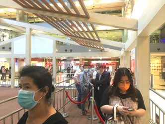 男患者在九龍灣展貿中心上班。資料圖片
