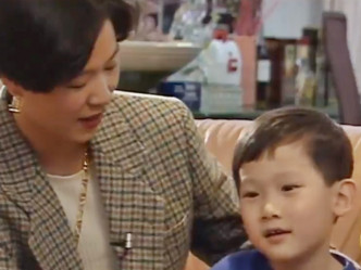 刘文渊与妈妈曾于1992年接受《新闻透视》的访问。节目截图
