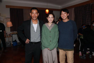 其后小齐又与吴海昕在6日内，火速拍毕由冯志强执导新作《失衡凶间：唐楼》。
