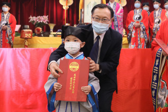 嗇色園黃大仙祠今日舉行開筆禮。嗇色園黃大仙祠fb圖片