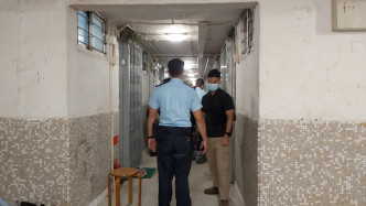 秀茂坪顺利邨一名老妇倒毙住所，重案组调查。