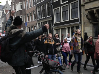 首都阿姆斯特丹亦有示威者遊行。AP