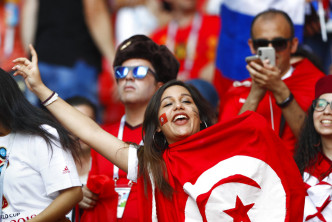 突尼西亚球迷支持国家队。AP图片