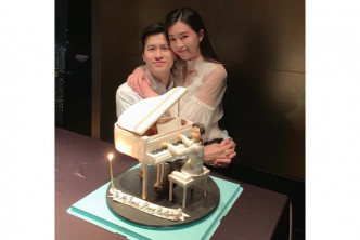 文咏珊将于10月与拍拖5年的男友吴启楠结婚。　文咏珊IG图片