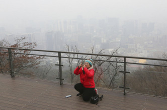 南韓空氣污染嚴重。AP圖片