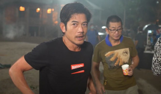 郭富城大讚劇組在港搭建的泰國毒村十分逼真。