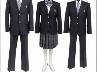 日本一间中学让学生自由选择校服，不受性别限制。网上图片