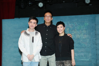 導演陳恩碩、陳潔靈及鄭丹瑞出席《我們的青春日誌》網上直播抗疫音樂會。