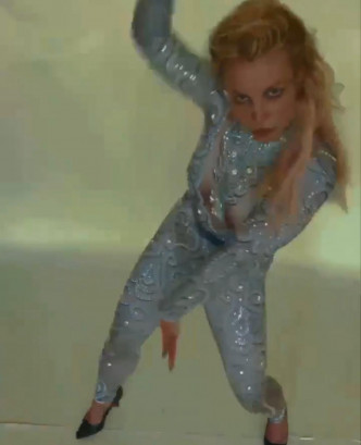 Britney日前上載跳舞片段，被指行為怪異。