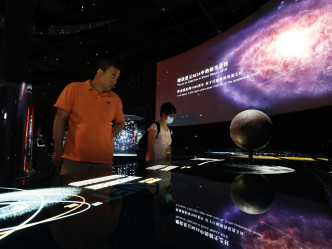 全球最大天文館上海開幕。新華社相片
