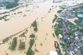 广西桂林暴雨成灾，洪水泛滥。（新华社图片）