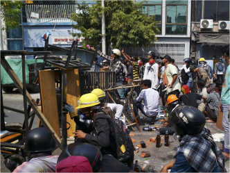 聯合國緬甸事務特使伯格納形容，是政變發生以來最血腥的一日。AP圖片