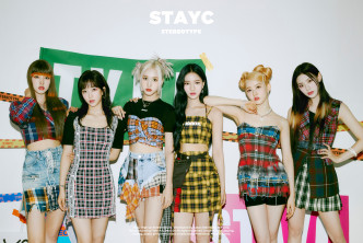 STAYC（左起）YOON、秀珉、J、ISA、蒔恩、勢銀